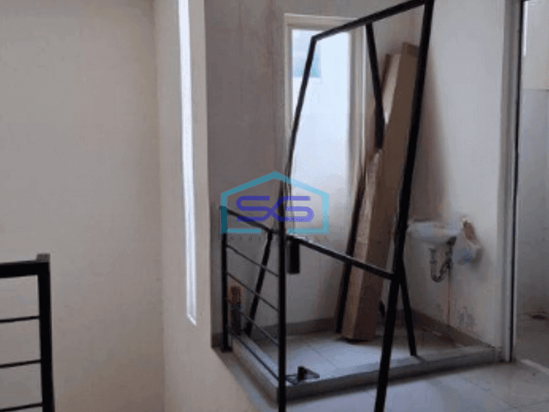 Disewakan Ruko 3 Lantai Luas Bangunan  213 m² di Cikokol Tangerang