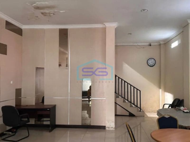 Disewakan Ruko Tikala Baru Pasbuat Kantor Ekspedisi Cargo Logistik Tikala, Manado Luas Bangunan  400 m²
