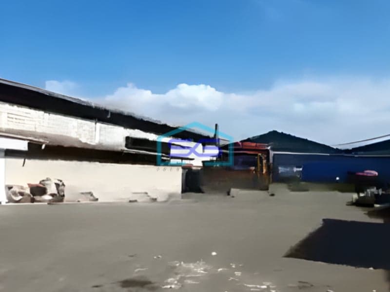 Dijual Pabrik Akses Container Luas Bangunan 8444 m² di Tangerang