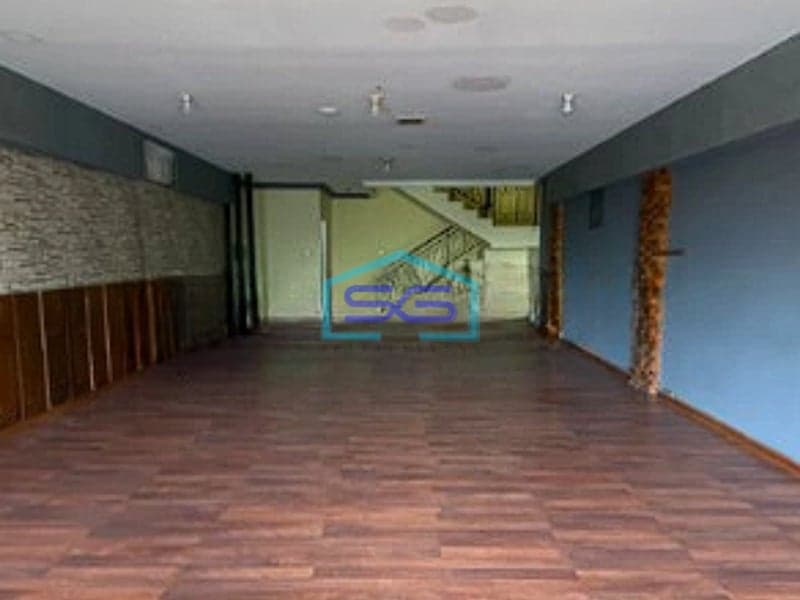 Disewakan Ruko Green Lake Sunter, Lokasi Strategis & Ramai Jakarta Utara LB 300m2