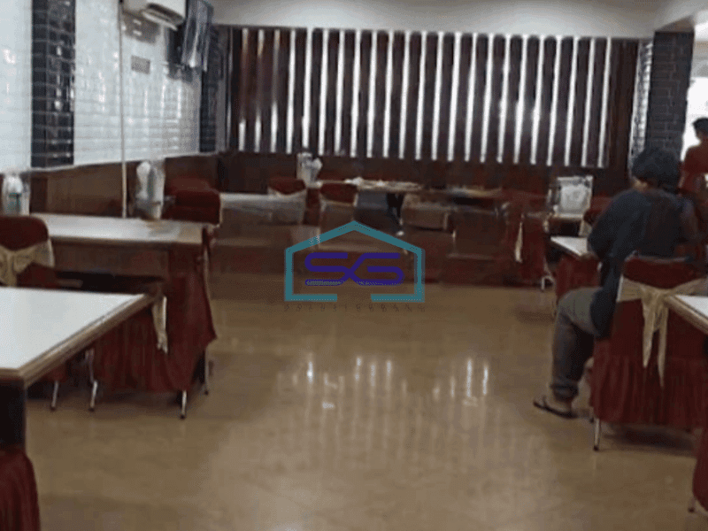 Disewakan Ruang Usaha Luas Bangunan  500 m² Lokasi Sangat Strategis di Tanjung Duren Jakarta Barat