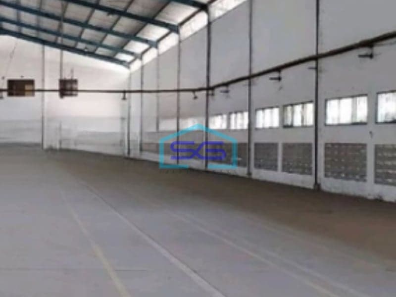 Disewakan Gudang Luas Tanah 12150 m² Lokasi di Waru Surabaya
