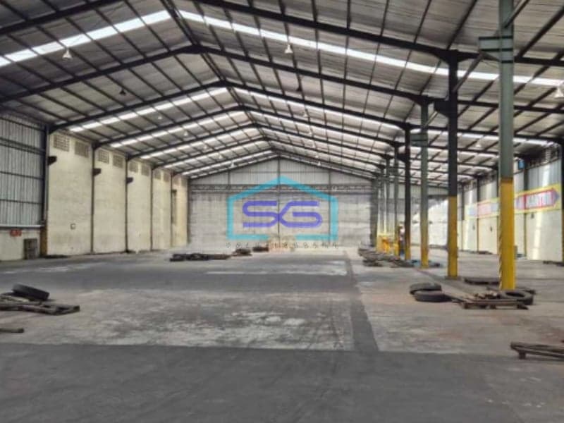 DIjual Gudang Bagus dan Office Siap Pakai Akses 40 Feat Container CIleungsi Bogor Luas Bangunan  3500 m²