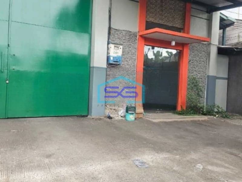 Disewakan Gudang Ada Lift Barang Luas Tanah  850 m² Lokasi di Tangerang