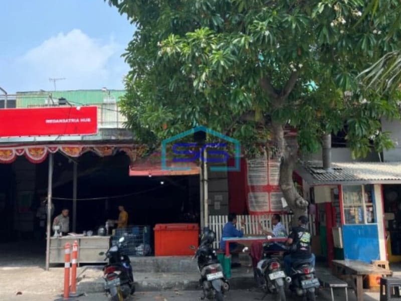 Disewakan Gudang Ex Expedisi di Pinggir Jalan Raya Utama Harapan Indah Bekasi Luas Bangunan  500 m²