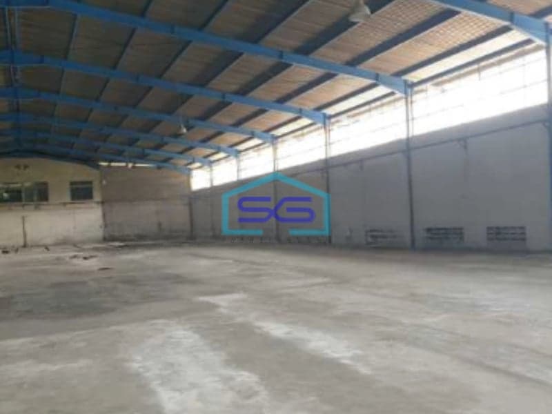 Disewakan Gudang bersih Di Leuwi gajah Cimahi Jawa Barat Luas Bangunan  2000 m²