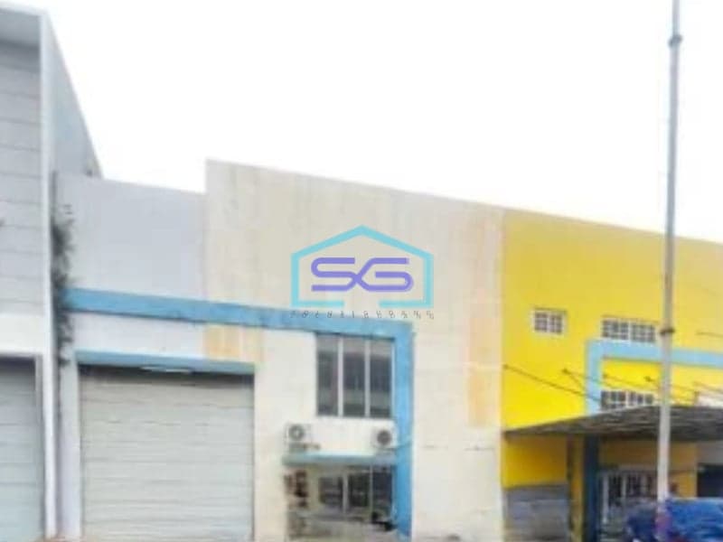 Dijual Gudang Luas Bangunan  126 m² Lokasi Bebas Banjir di Cakung Jakarta Timur