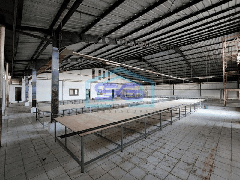 Dijual Gudang Siap Operasional Dekat Pintu Tol di Pondok Cabe