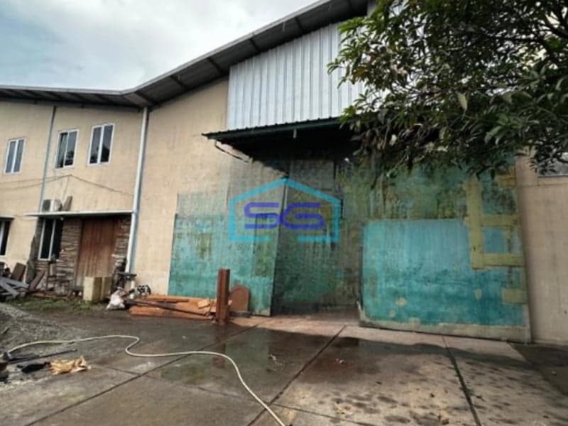 Disewakan Gudang Luas Bangunan 1600 m² Lokasi Tangerang