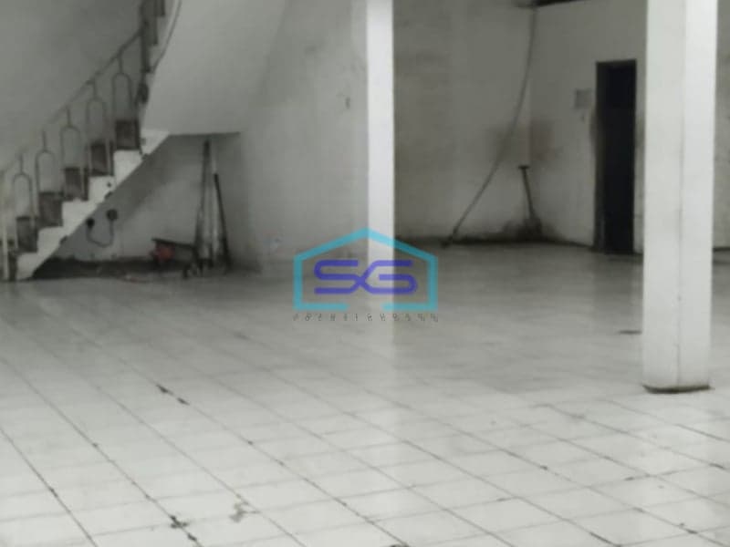 Disewakan Ruko Siap Huni 3 Gandeng Duren Sawit Jakarta Timur Luas Bangunan 160m2