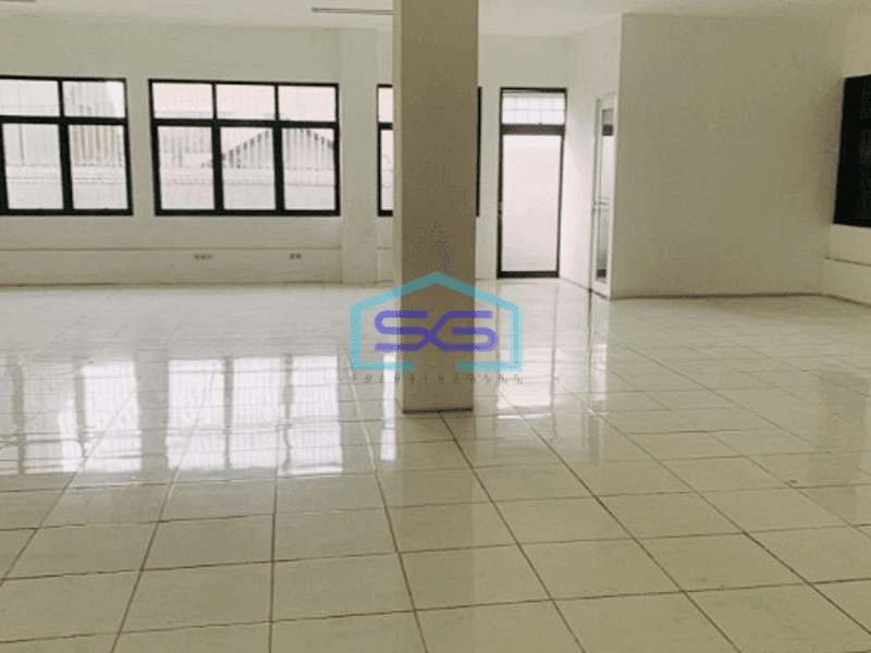 Disewakan Ruko Lengkong, Bandung Luas Bangunan 1082m2