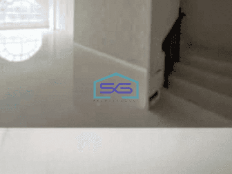 Dijual Ruko Kondisi Bangunan Bagus Lokasi Green Lake City Jakarta Barat