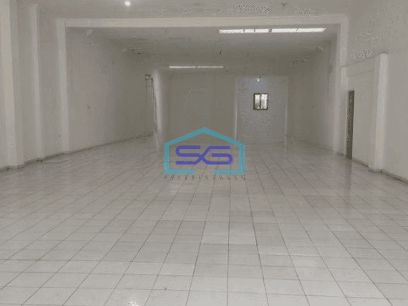 Disewakan Ruko Lokasi Sangat Startegis di Surabaya Kota Luas Bangunan 387 m²