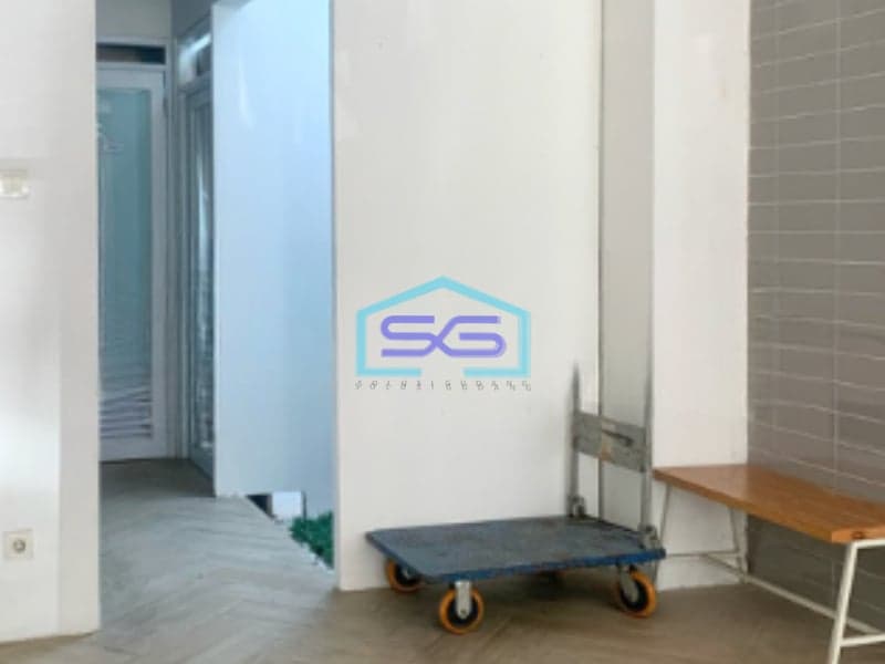 Dijual Ruko 3 Lantai Luas Bangunan 400 m² Lokasi Bebas Banjir di Tangerang