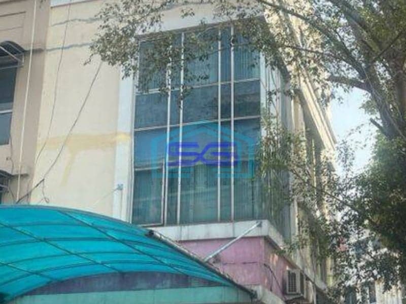 Disewakan Ruko Hoek Di Mega Grosir Cempaka Mas Jakarta Pusat