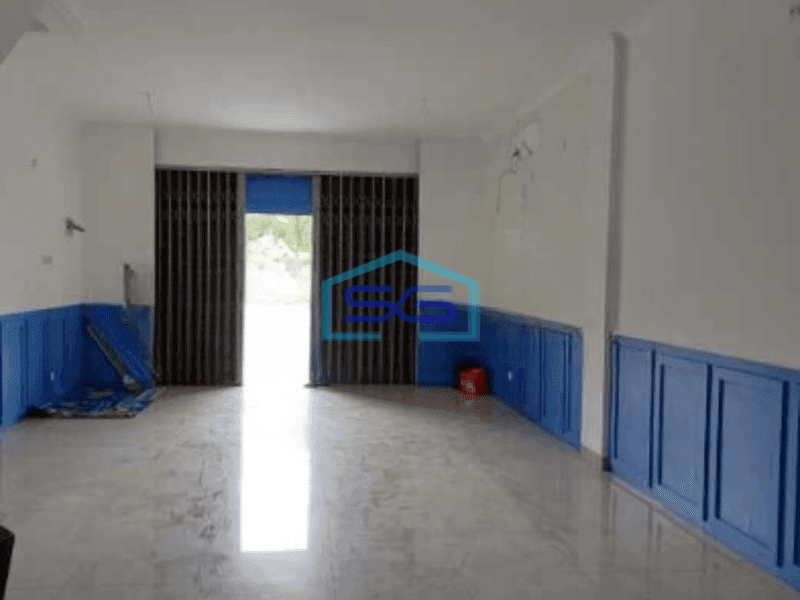 Disewakan Ruko 3 Lantai Lokasi Strategis di Harapan Indah Bekasi Luas Bangunan 180 m²