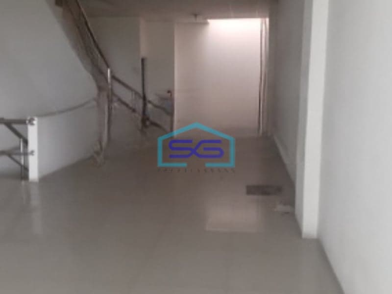 Dijual Ruko Komersil Siap Pakai Luas Bangunan  250 m² di Jembatan Tiga Jakarta Utara