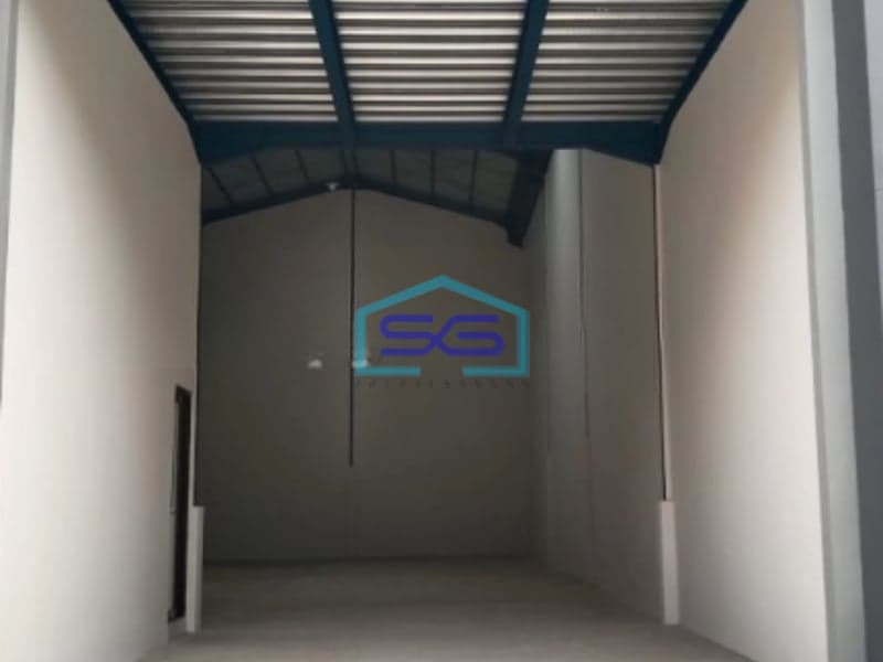 Disewakan Gudang Ada Kantor Luas Tanah  300 m² di Tangerang