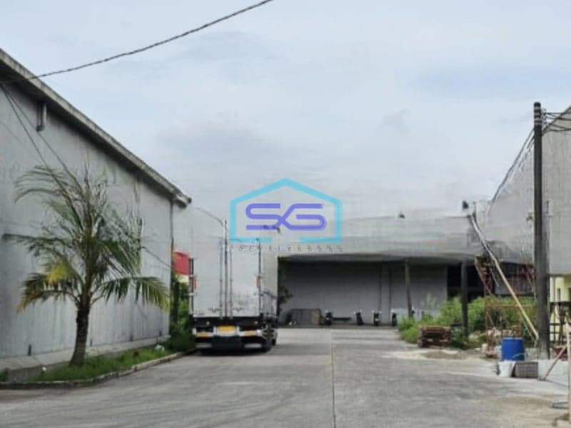 Dijual Gudang Luas Tanah 450 m² Lokasi Jatake Tangerang
