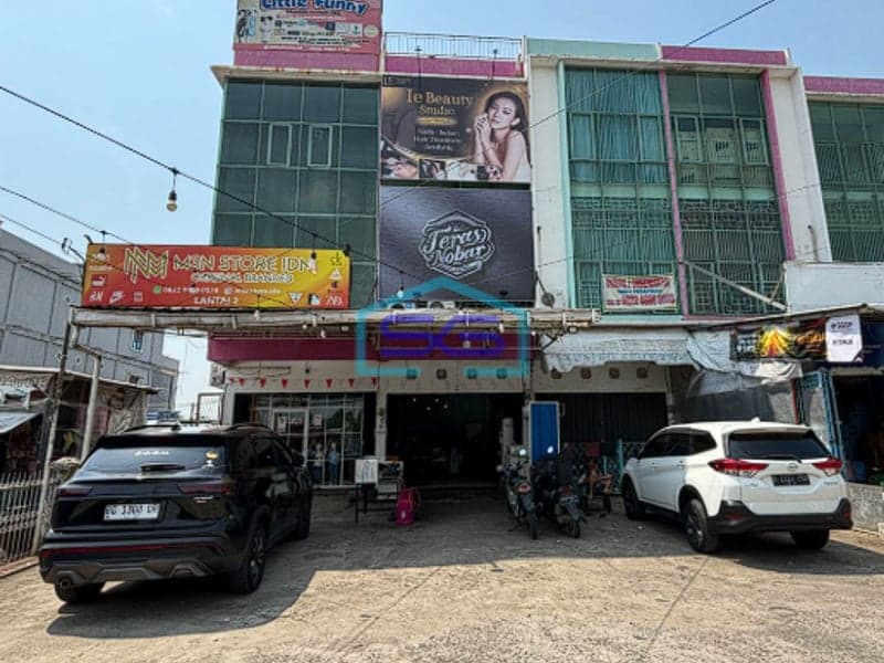 Dijual Cepat! Ruko 3 Lantai Strategis di Jalan Abdul Rozak, Palembang LB 200m2