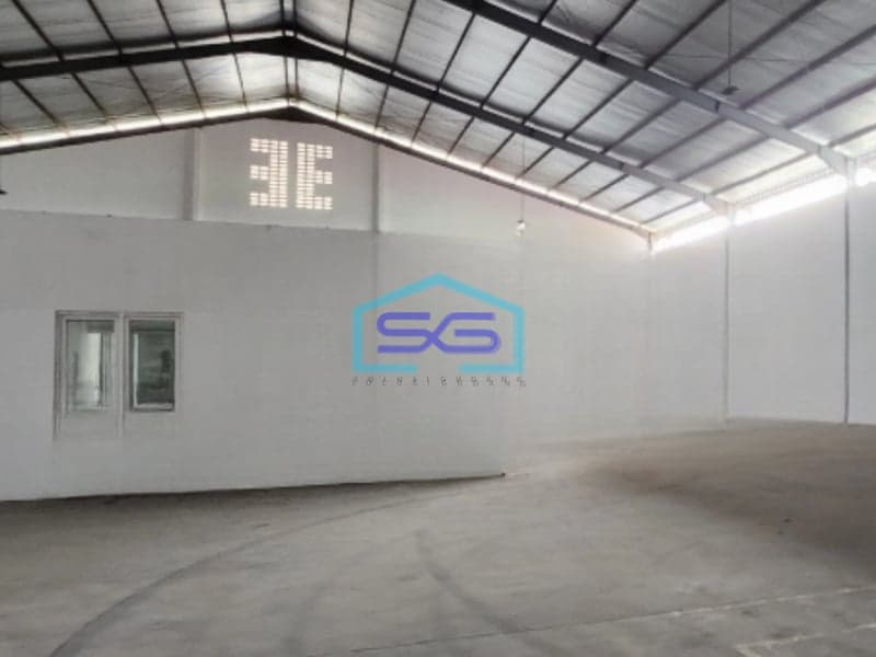 Disewakan Gudang Ada Loading Dock Luas Tanah 2400 m² Lokasi Semarang Barat