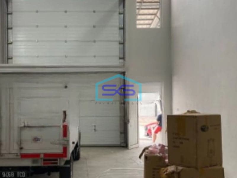 Dijual Gudang Luas Tanah  140 m² Lokasi Bebas Banjir di Jakarta Barat