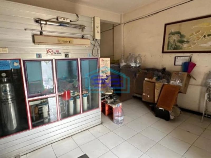 Dijual Ruko 3 Lantai Luas Tanah  100 m² Lokasi Bebas Banjir di Surabaya