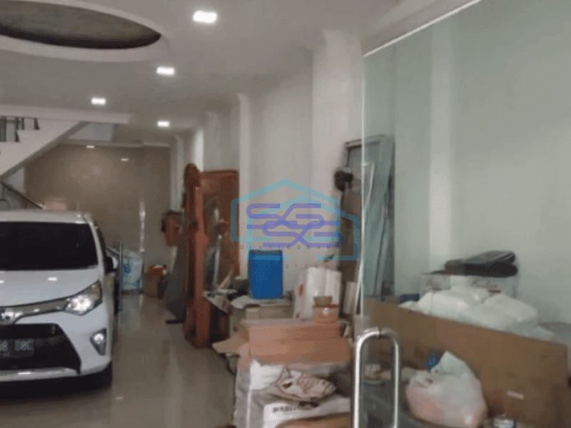 Dijual Ruko Luas Bangunan  410 m² Lokasi Tugabus Angke Jakarta Barat