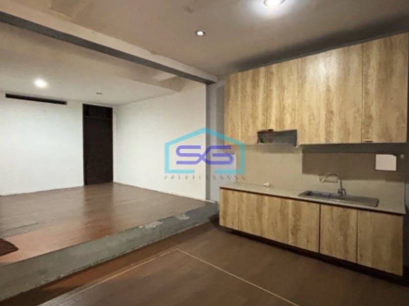 Disewakan Ruko Kantor Strategis di Surya Sumantri Bandung Luas 150m2