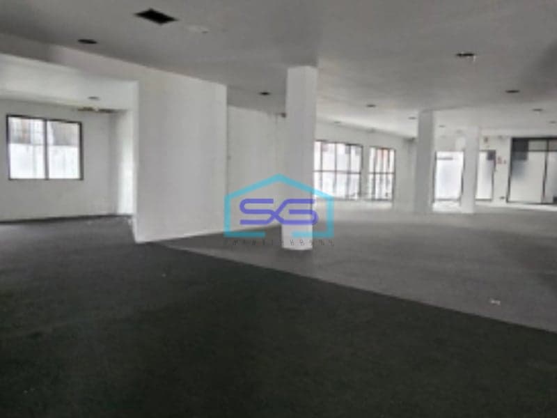 Dijual Cepat Tanah & Bangunan Strategis di Letjen S Parman Jakarta Barat LT 2180m2