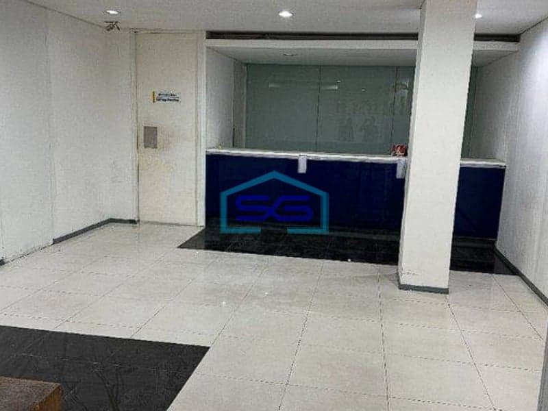 Disewakan Ruko Hoek Di Mutiara Taman Palem Daerah Cengkareng Jakarta Barat LB 363m2