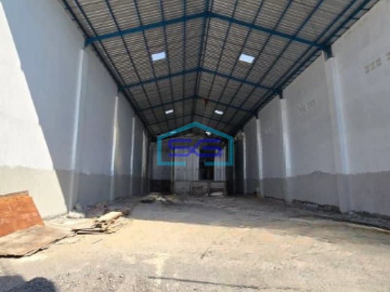 Disewakan Gudang Baru LB 810m2 Dekat Jl Arteri Soekarno Hatta Semarang Timur