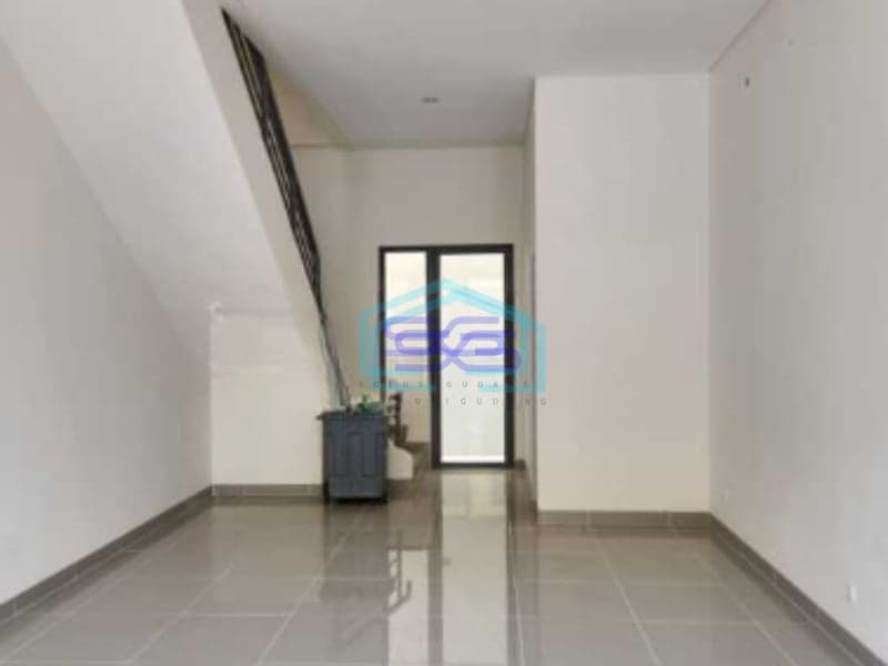 Disewakan Ruko Baru Siap Pakai di Maggiore Gading Serpong Tangerang Luas Bangunan  91 m²