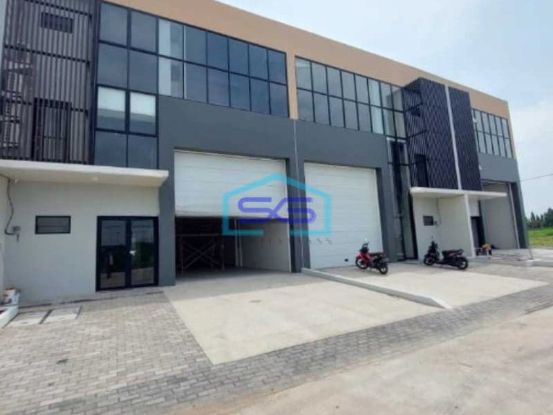 Dijual Cepat Gudang Area Super Strategis di Benda Tangerang Luas Tanah 216m²