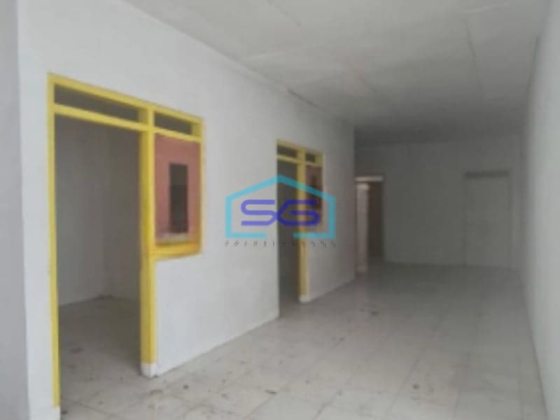 Disewakan Ruko Strategis Siap Pakai 2 Lantai di Pusat Solo Baru LB 500m2