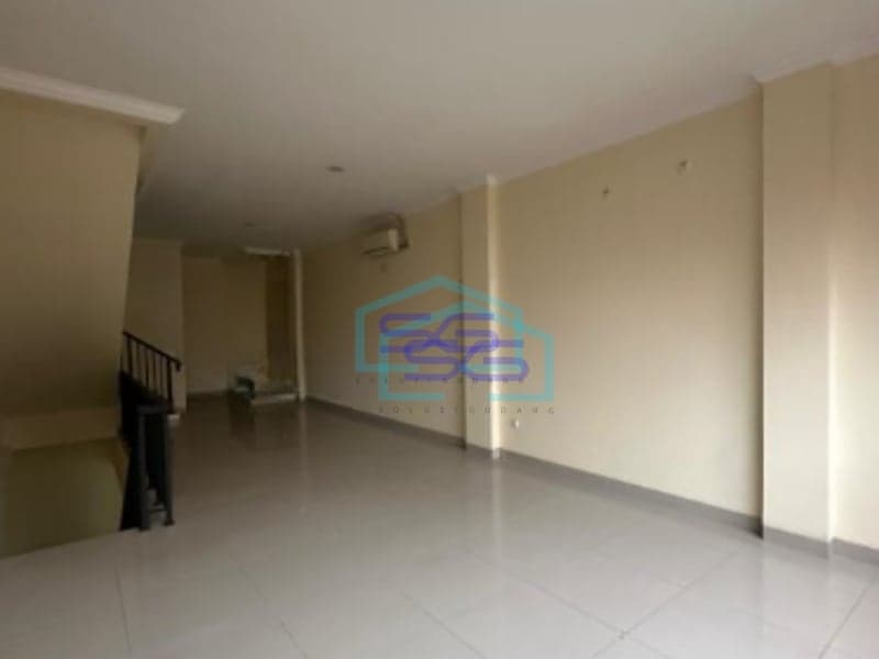 Disewakan Ruko Hook 2.5 Lantai Siap Pakai Galaxy Bekasi Selatan Luas Bangunan  200 m²