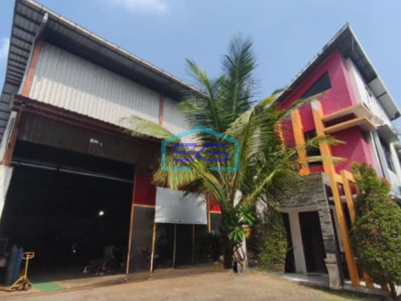 Dijual Pabrik DI Jalan KIG Gresik Dekat Dengan Gressmall Luas Bangunan  4157 m²
