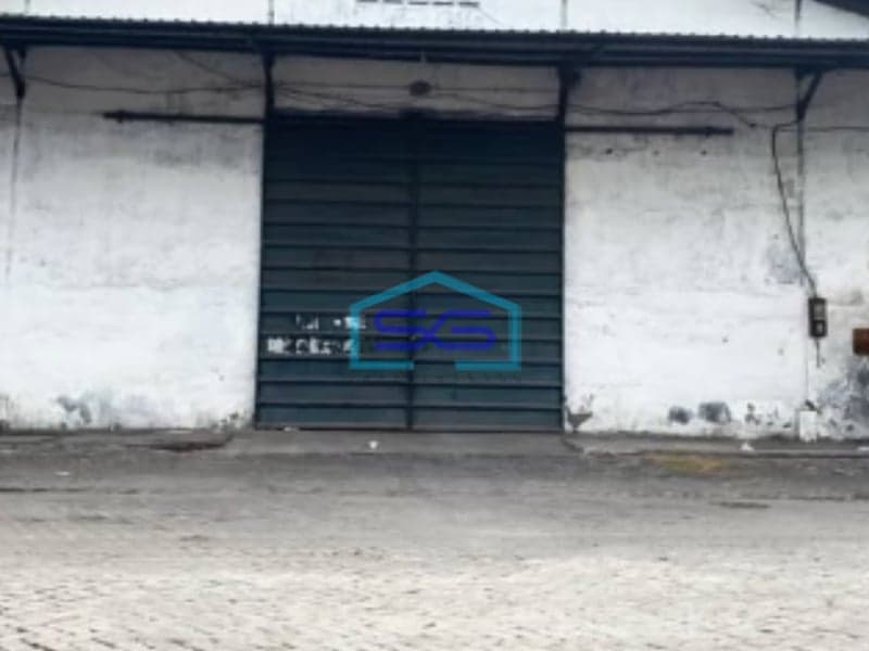 Disewakan Gudang Angtropolis blok E Ada lift barang di Surabaya Jawa Timur LB 480m2