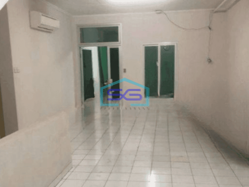 Disewakan Ruko Luas Bangunan 234 m² di Meruya Jakarta Barat Ada Lift