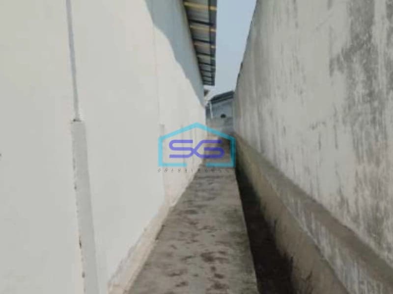 Dijual Gudang Lokasi Bebas Banjir di Kapuk Kamal Jakarta Barat Luas Bangunan  379 m²