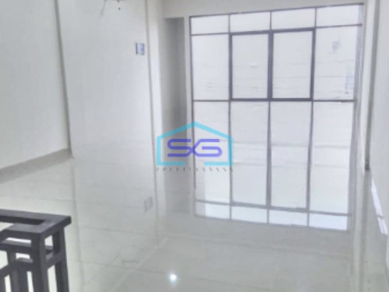 Dijual Ruko 3 Lantai Luas Bangunan 900 m2 Lokasi Bebas Banjir di Jakarta Timur