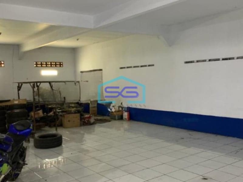 Disewakan Ruko Lokasi Pinggir Jalan Raya Luas Bangunan  500 m² di Tangerang