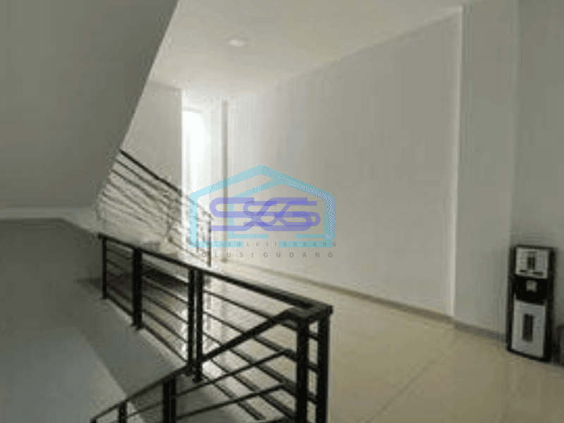 Disewa Ruko Gandeng , 3,5 lantai, di Pluit/Muara Karang