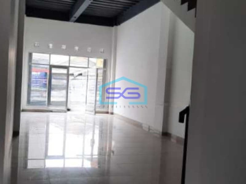 Disewakan Ruko 3 Lantai Luas Bangunan 195 m² di Tangerang