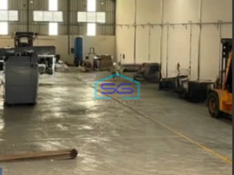 Dijual Pabrik Lokasi Strategis Luas Tanah  1229 m² Lokasi di Lippo Cikarang