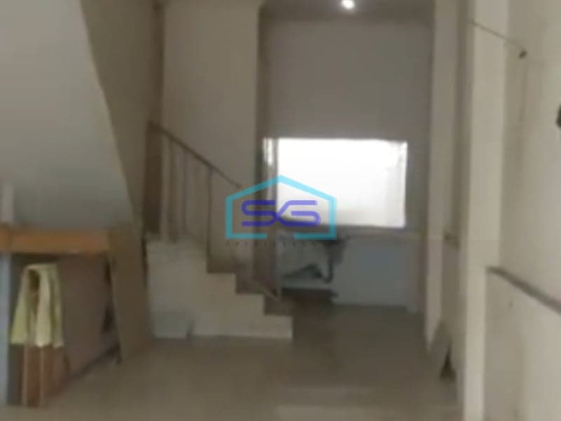 Disewakan Ruko Luas Bangunan 360 m² Lokasi di Jembatan Besi Jakarta Barat