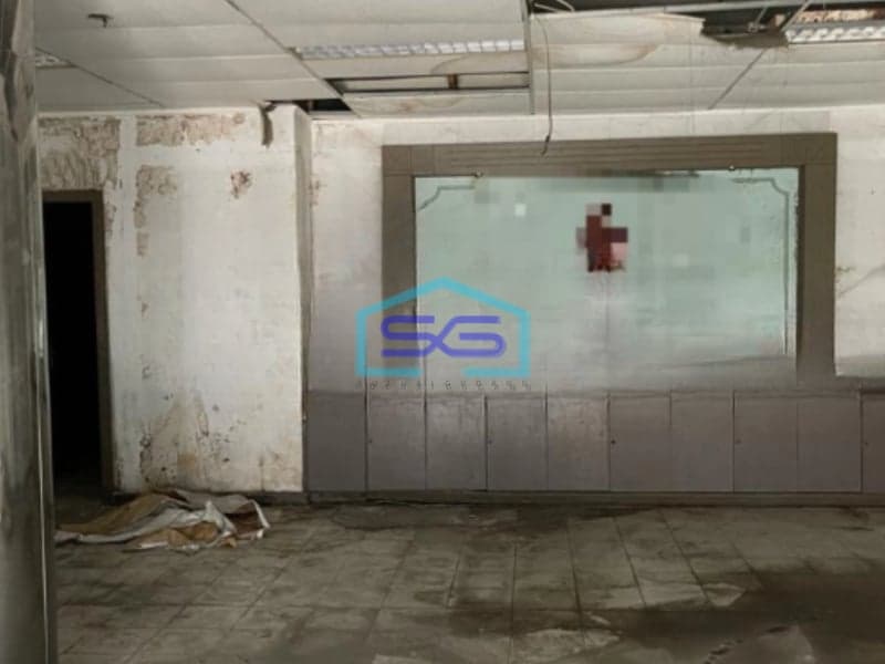 Disewakan Ruko 3 Lantai Luas Tanah 180 m² Lokasi Semarang