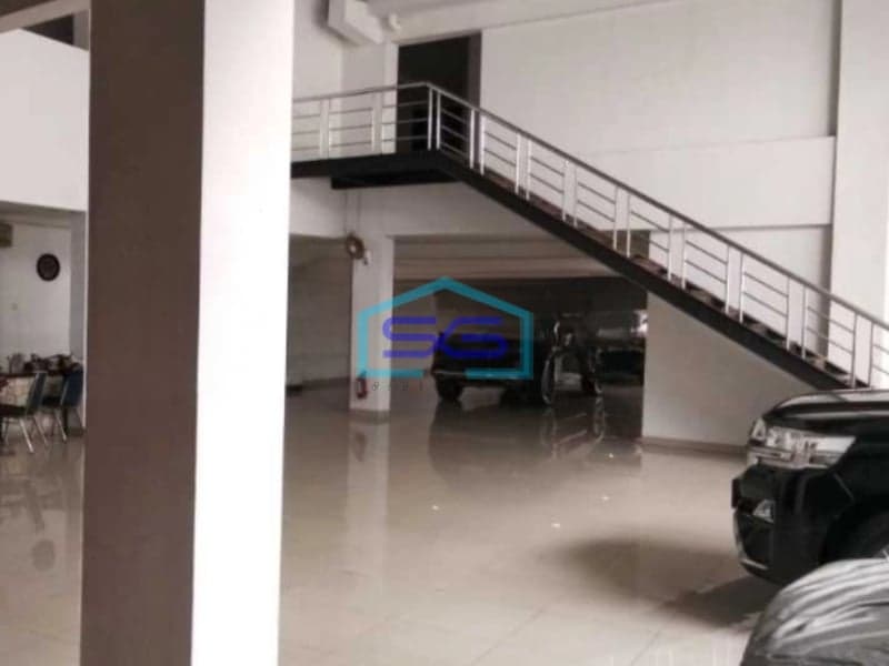 Disewakan Ruang Usaha 3 Lantai Luas Bangunan  1472 m² di Fatmawati Jakarta Selatan