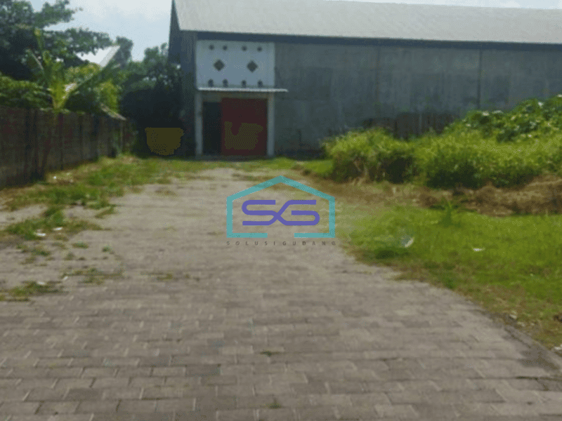 Dijual tanah bonus gudang untuk tempat usaha dekat by pass Kuta Bali