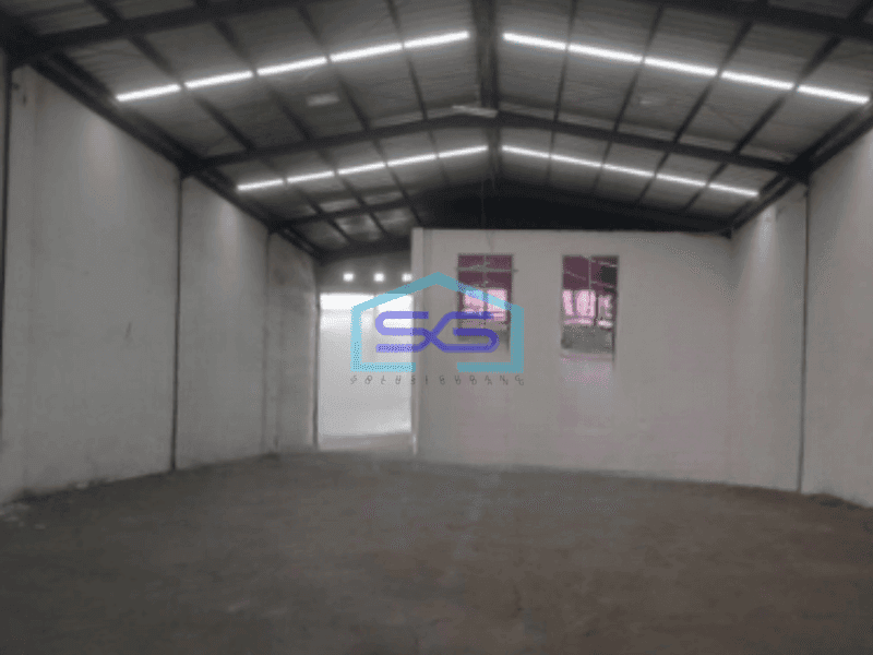 Disewakan Gudang di Cengkareng Jakarta Barat Luas Tanah  550 m²